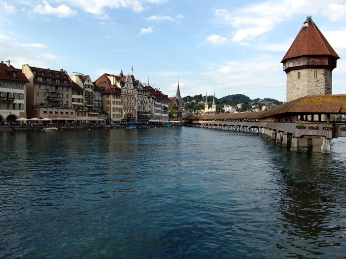 100 Lucerne