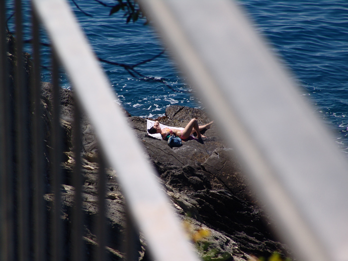 127 Bikinigirl