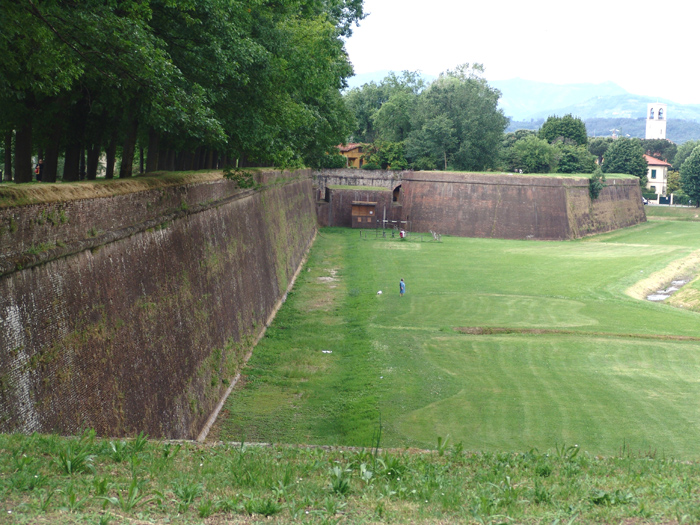 172 Rampart Wall