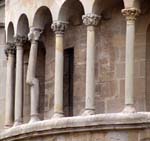 165 Arezzo Columns