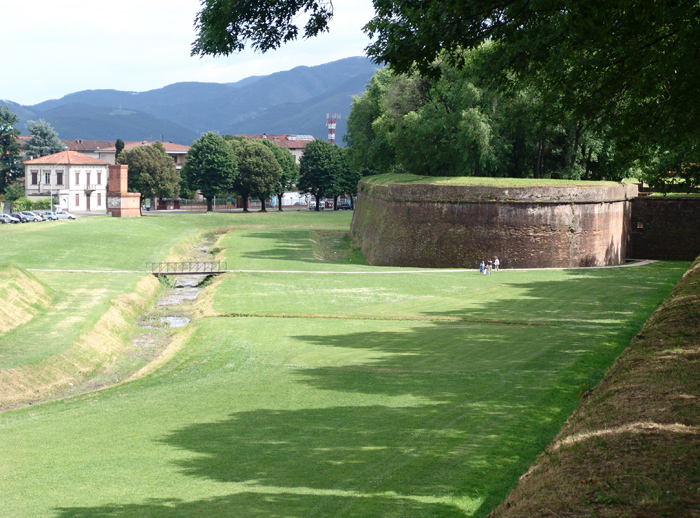 171 Rampart Bastion2